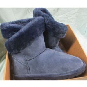 Lamo Water & Stain Resistant Suede Mini Boots Size 8 NEW!!